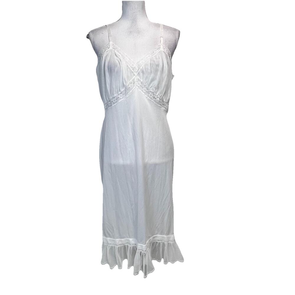 Vintage Vanity Fair White Chiffon Nylon Lace Slip Nightgown Wedding Bridal 40T